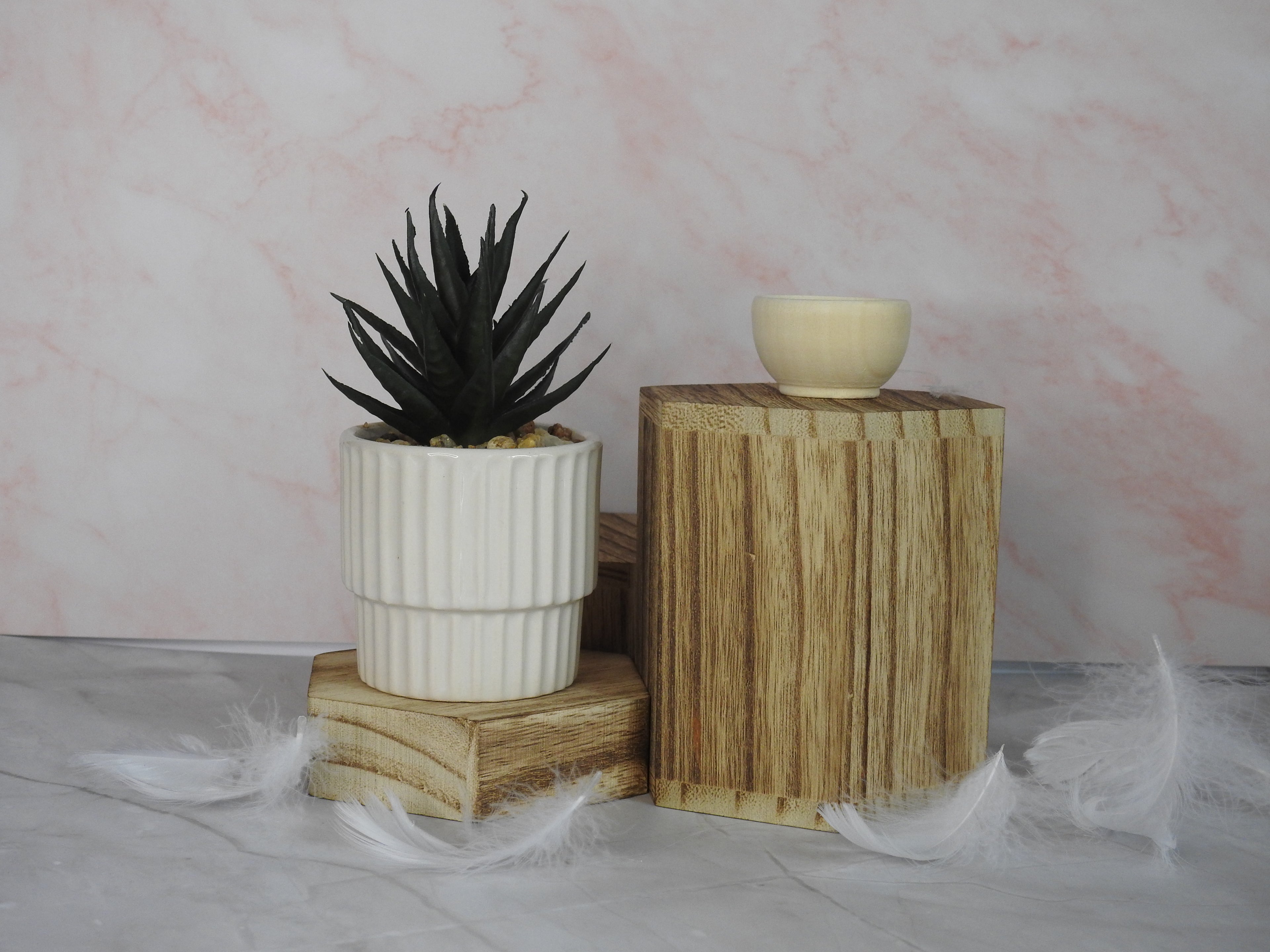 Petit bol en bois – Bac sensoriel & bar à créa