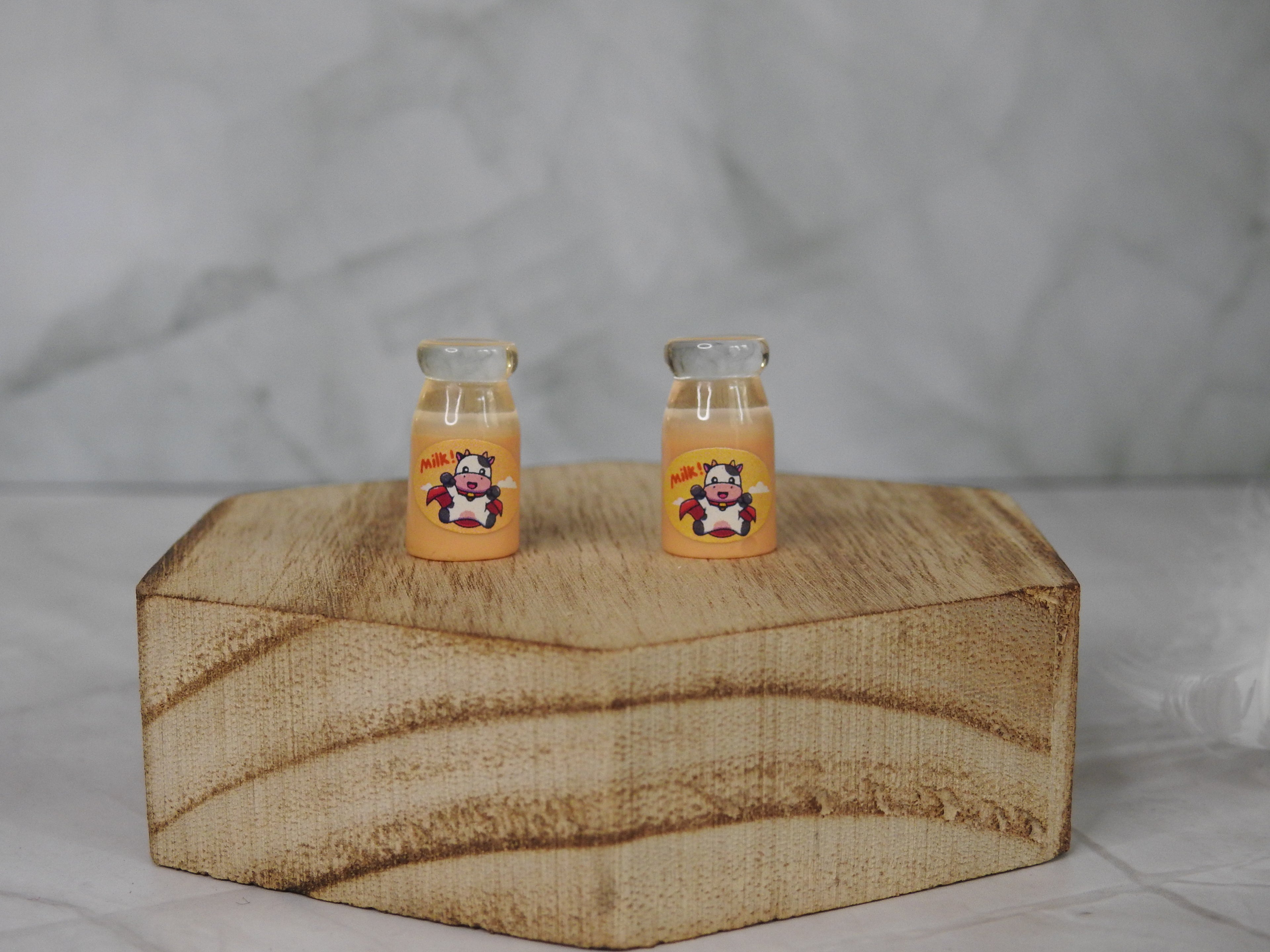 Mini bouteilles de lait – Pochon de 2 pour bouteilles sensorielles (bar à créa)