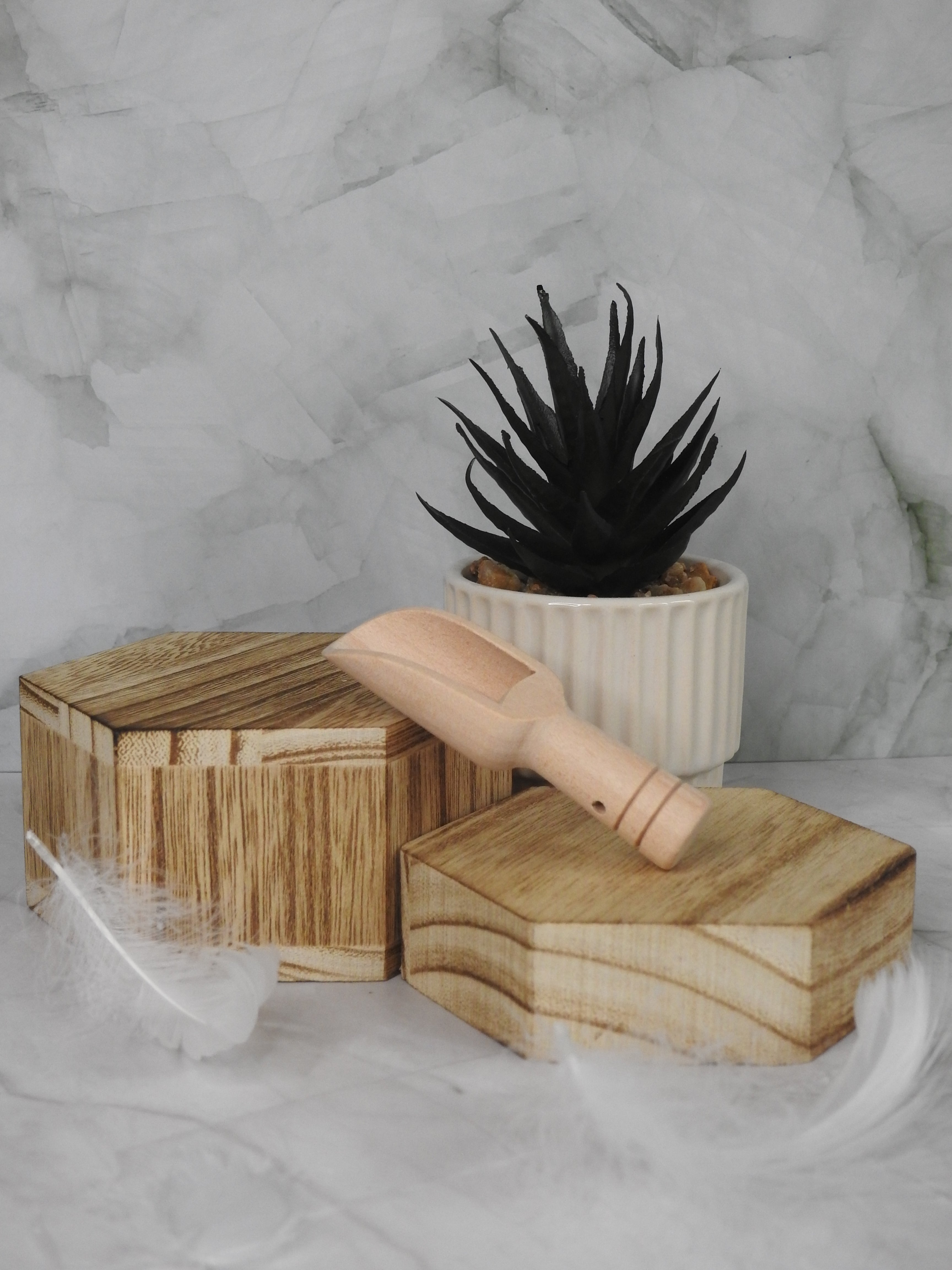 Cuillère en bois – Manipulation sensorielle (bar à créa)